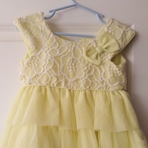 Yellow dress with lace.